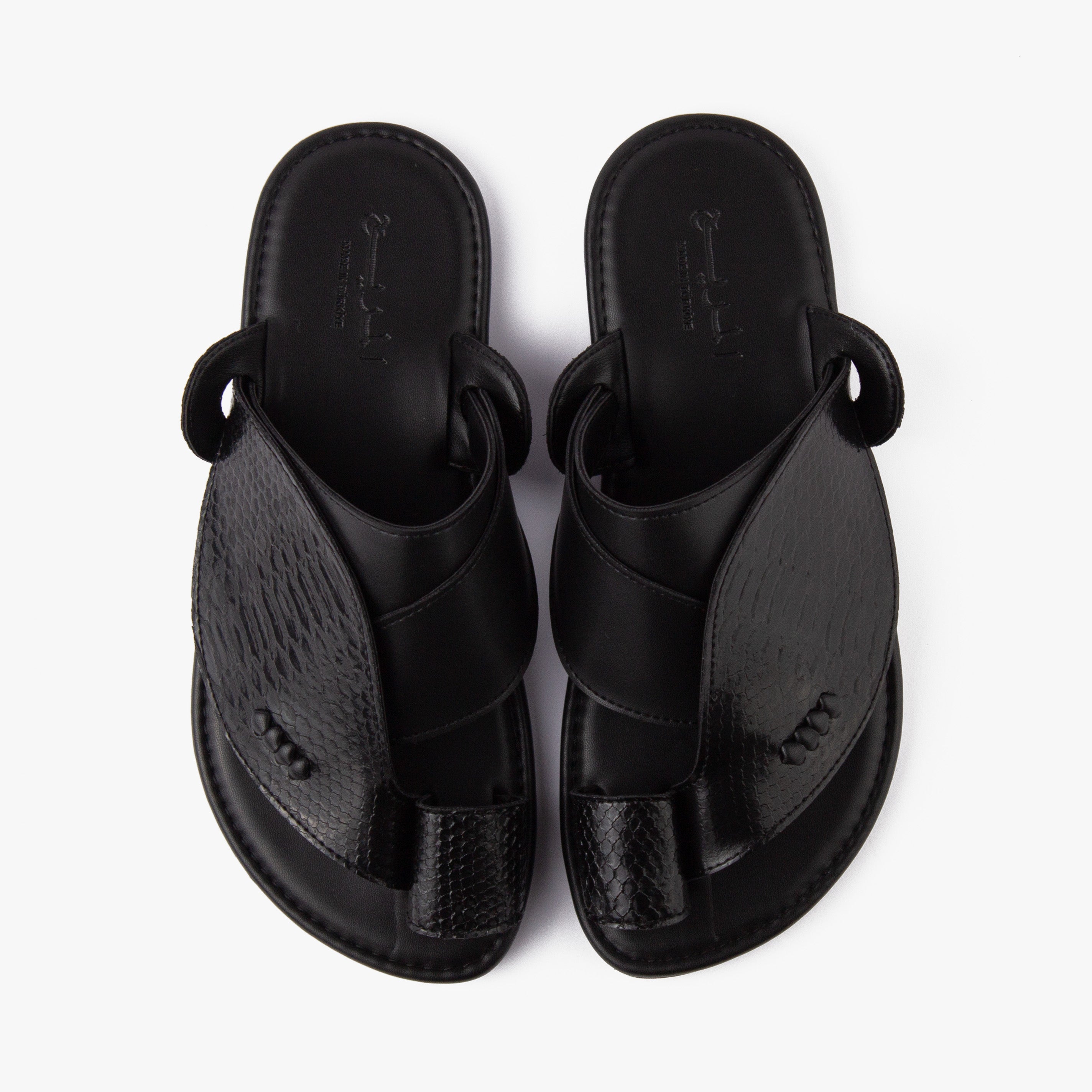 حذاء شرقي تركي شكل جلد الثعبان (أسود)