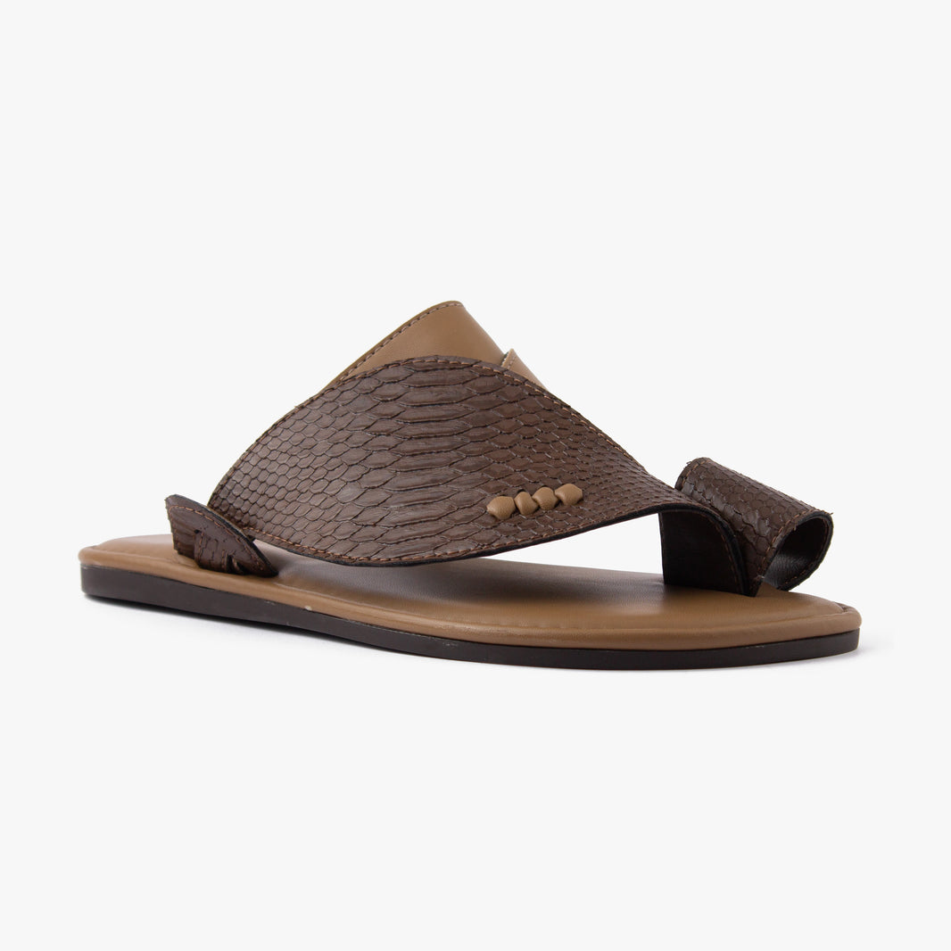 حذاء شرقي تركي شكل جلد الثعبان (بني)