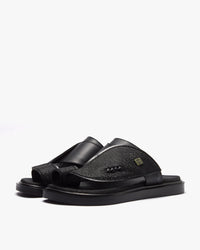 نعال شرقي عصري منقط نجوم (أسود)