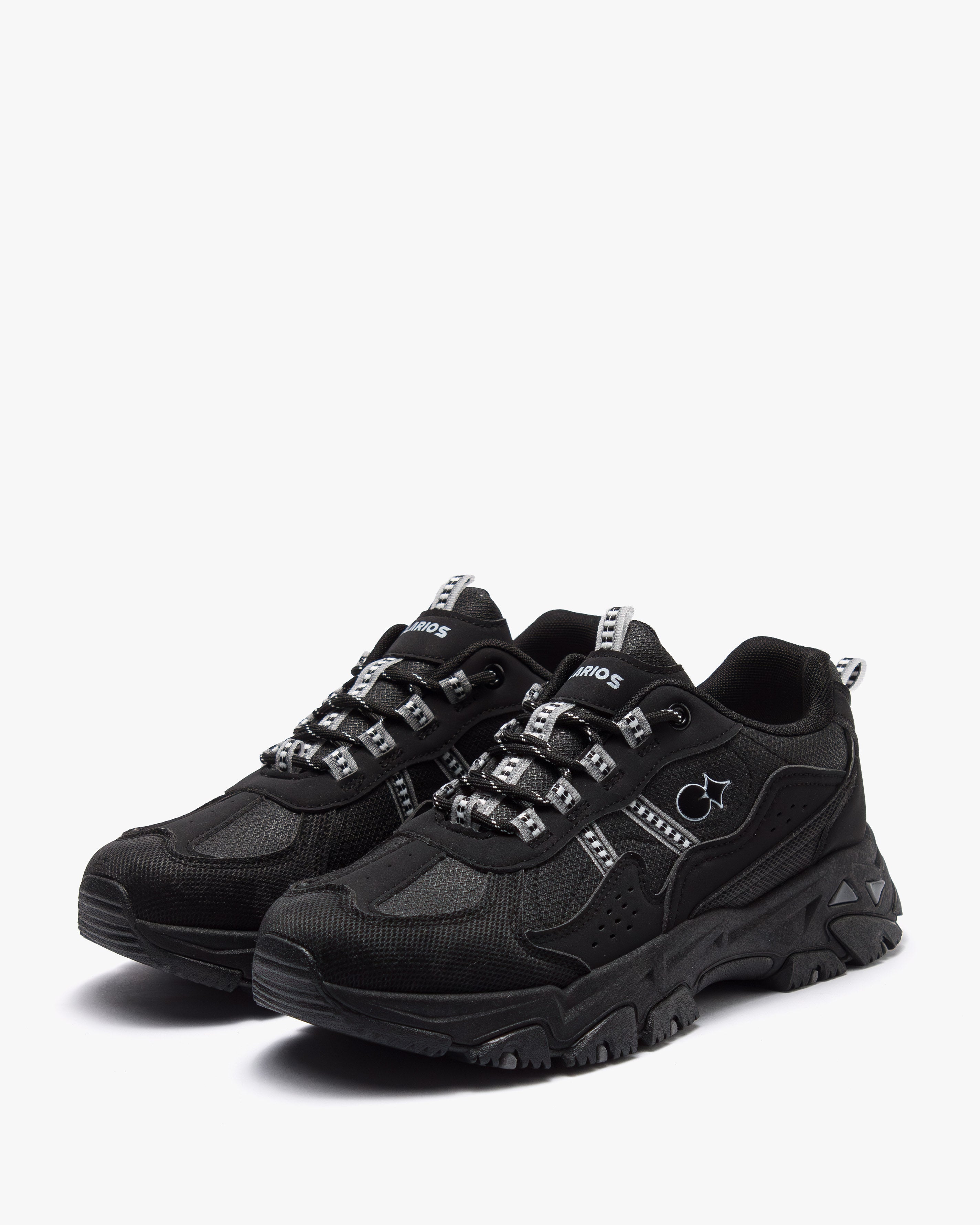 حذاء كاجوال رياضي بتصميم عصري (أسود)