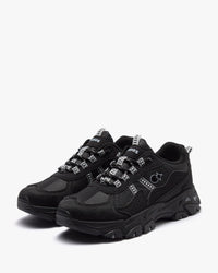 حذاء كاجوال رياضي بتصميم عصري (أسود)