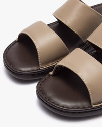 نعال طبي خياطة يدوية (بيج&بني)