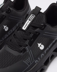 حذاء رياضي بخفة استثنائية (أسود)