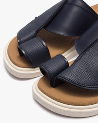 نعال شرقي عصري جلد فاخر (كحلي&بيج)