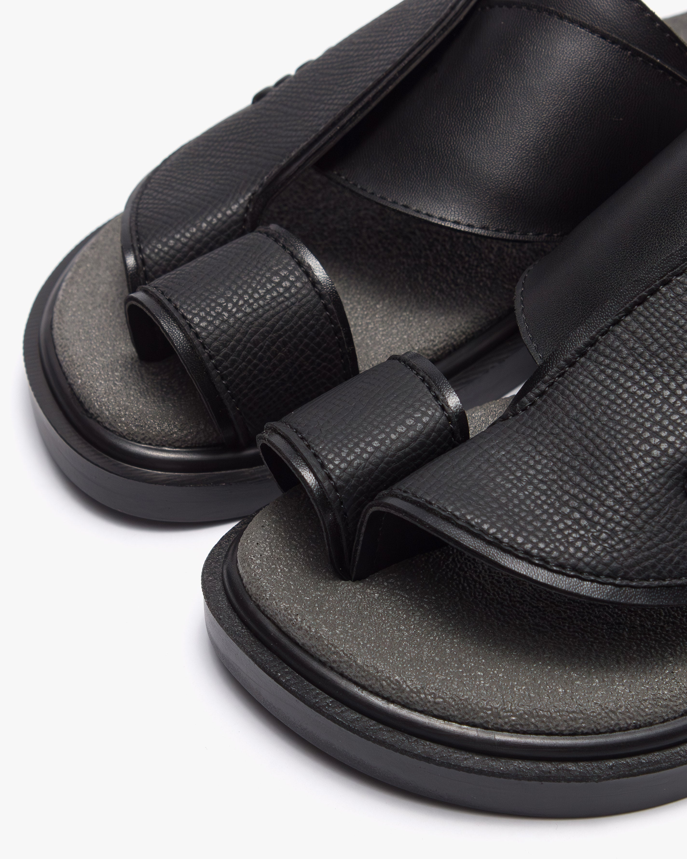 نعال شرقي عصري جلد فاخر (أسود&رصاصي)