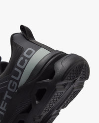 حذاء رياضي بخفة استثنائية (أسود)