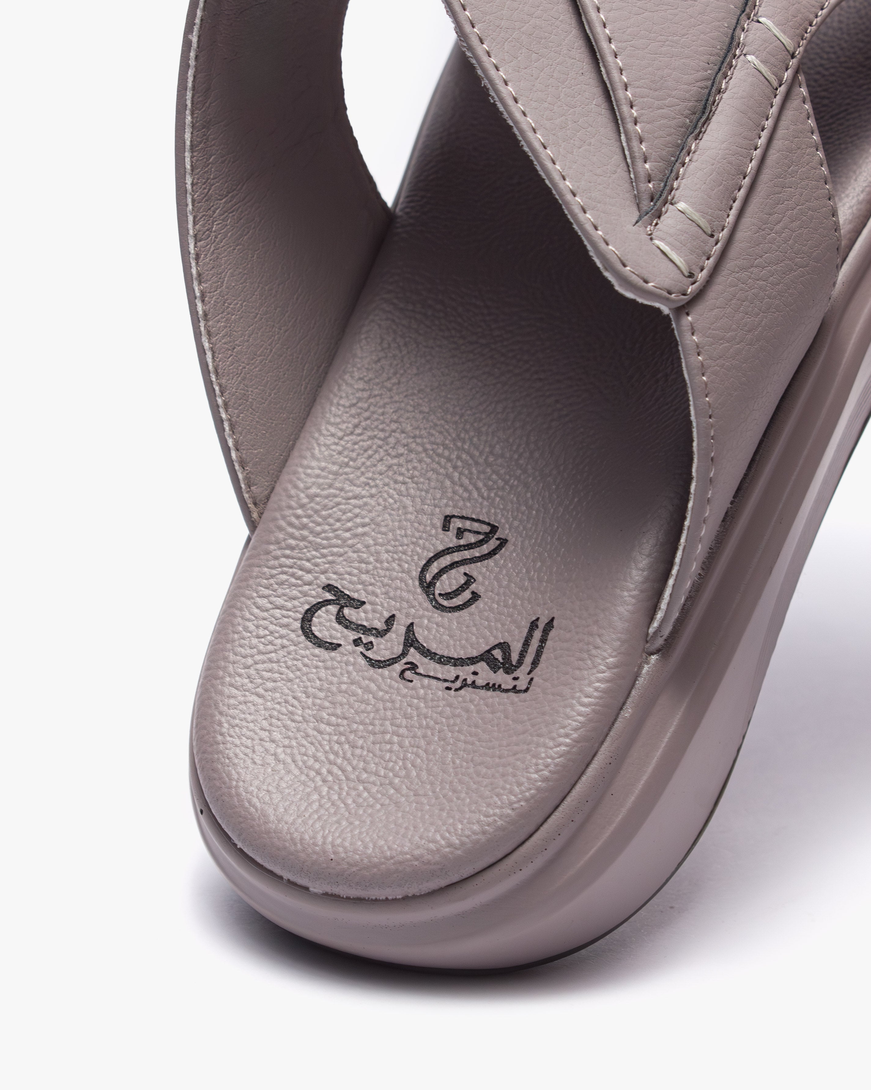 نعال مريح بتصميم متقاطع (رصاصي)