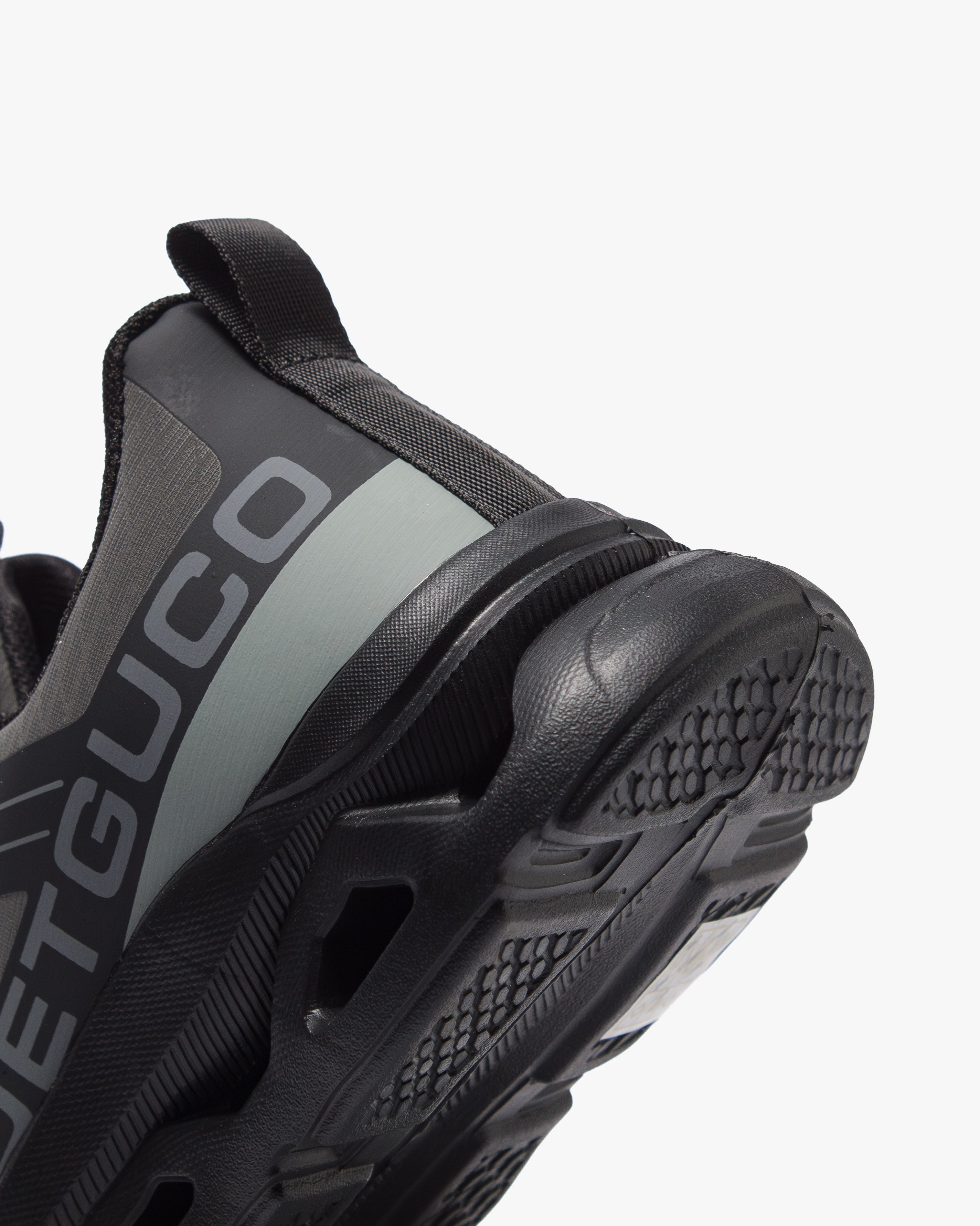 حذاء رياضي بخفة استثنائية (رصاصي&أسود)