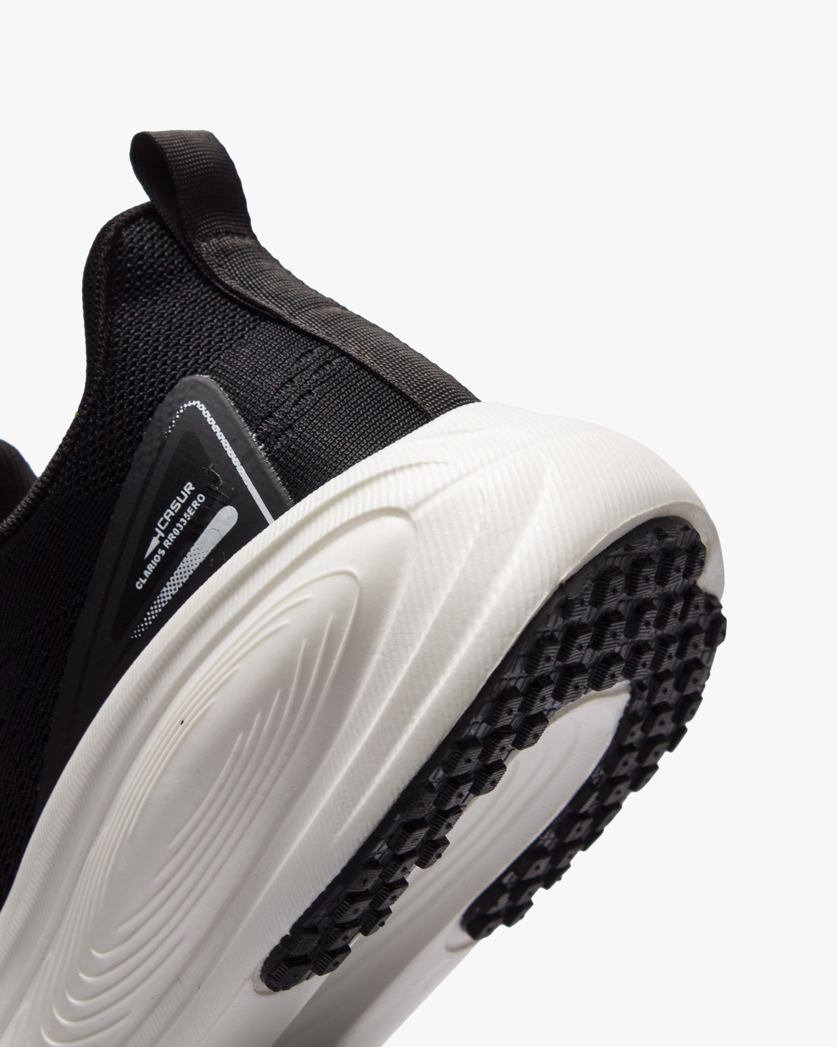 حذاء الأداء الرياضي المتكامل (أسود&أبيض)