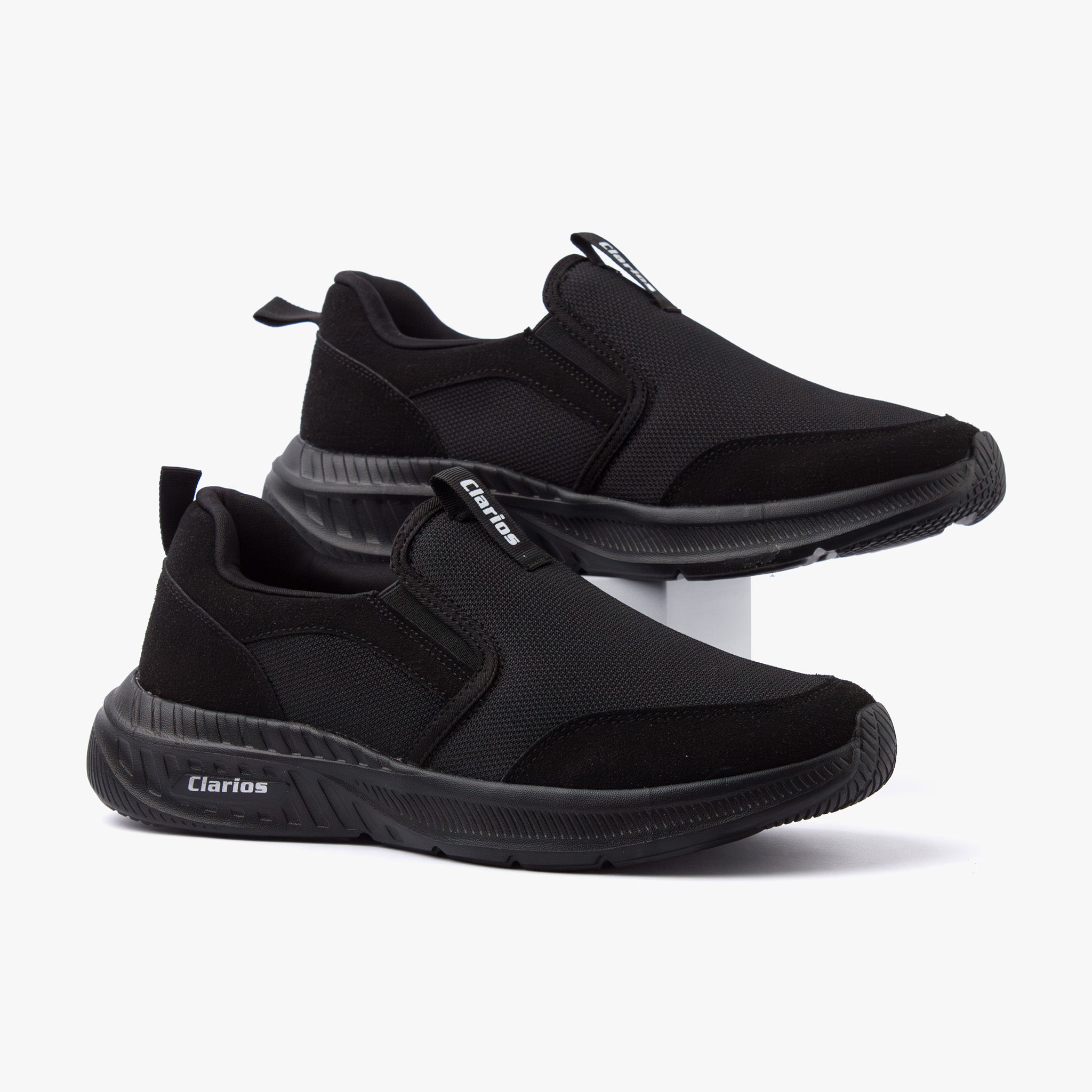 حذاء رياضي رجالي سهل الارتداء (أسود)