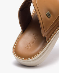 حذاء شرقي طبي خياطة يدوية (جملي&بيج)