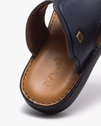 حذاء شرقي طبي خياطة يدوية (كحلي&جملي)