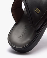 حذاء شرقي طبي خياطة يدوية (أسود&رصاصي)