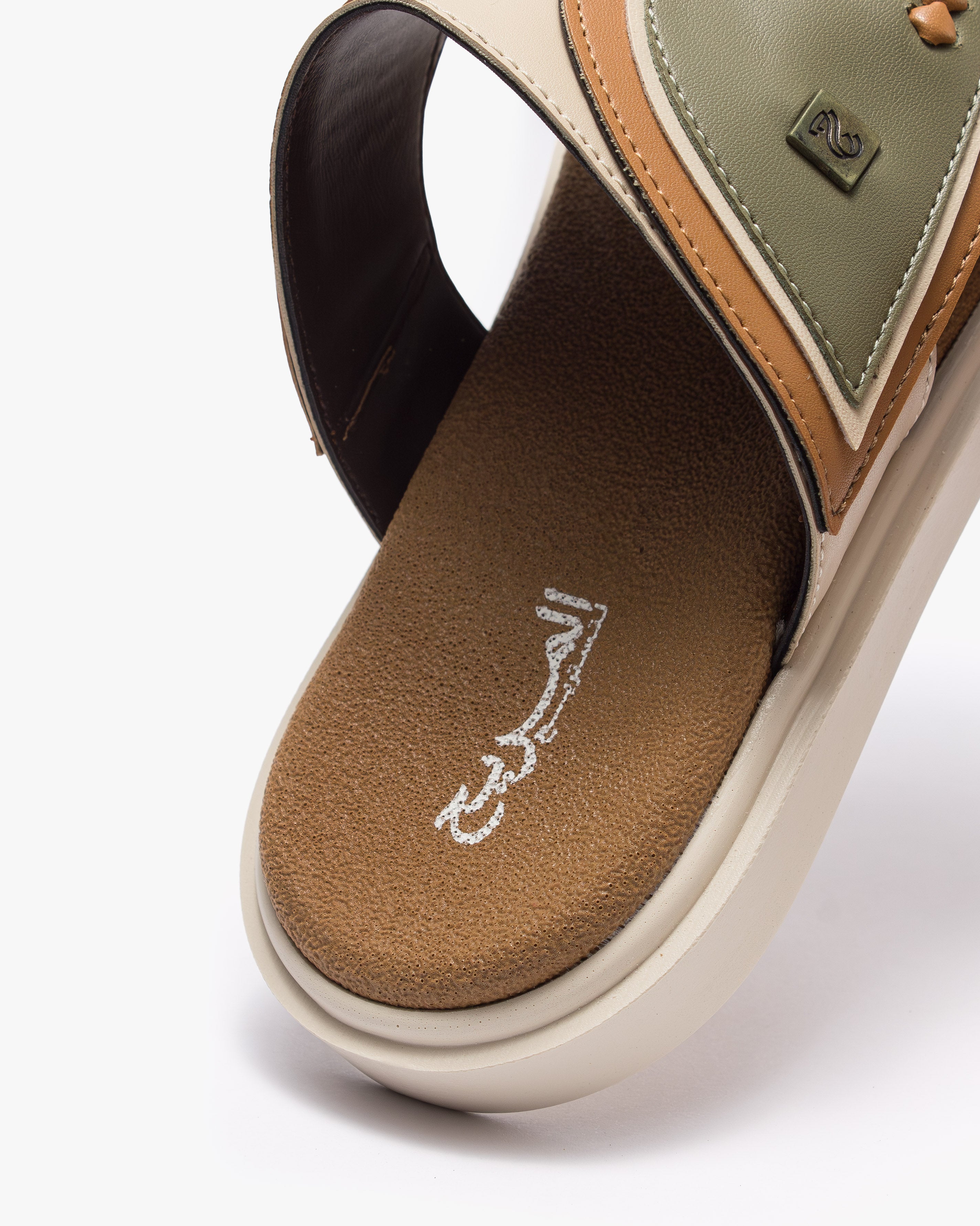 نعال شرقي عصري أنيق (زيتي&جملي)