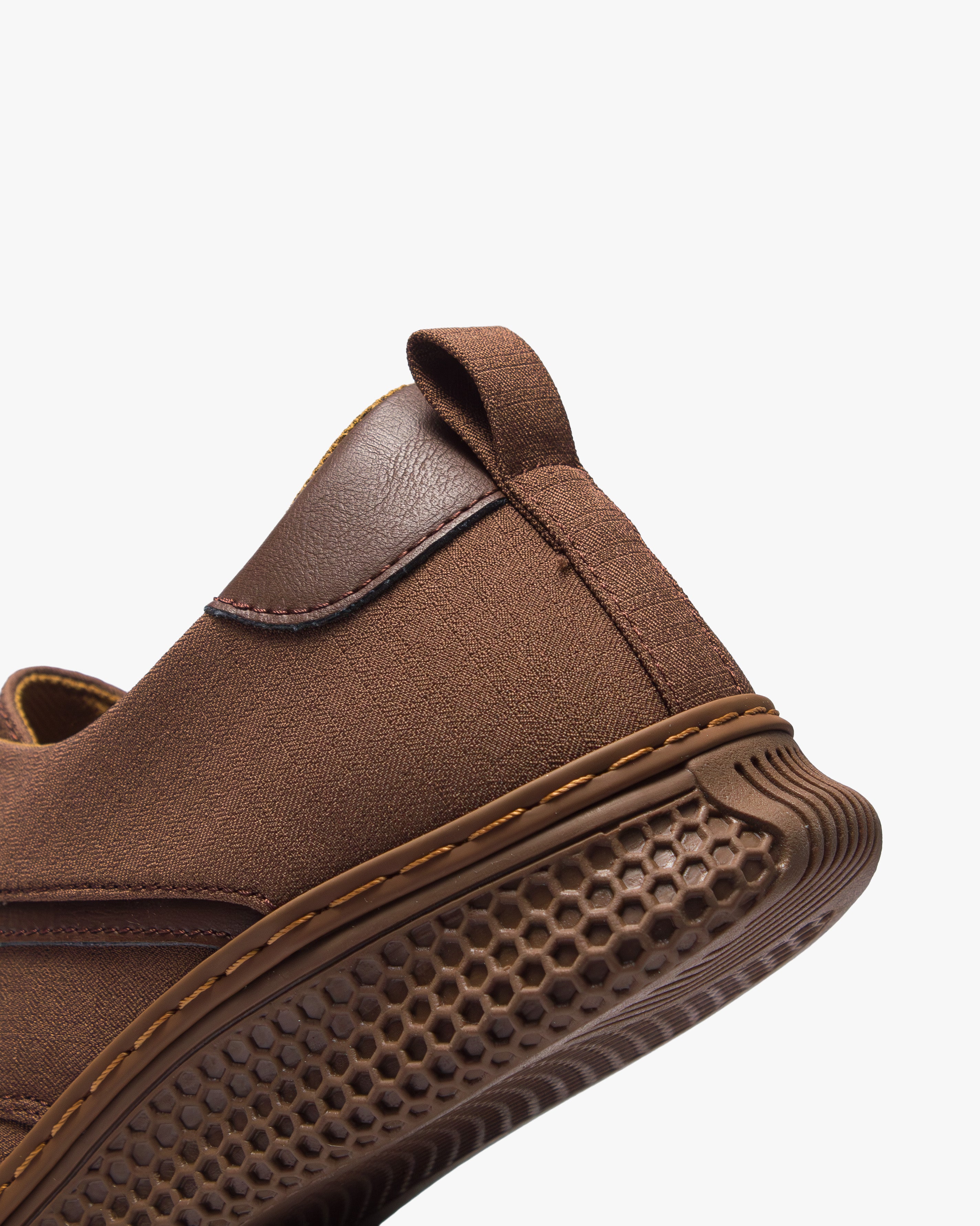 حذاء كاجوال رجالي بربطة (بني)