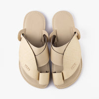 حذاء شرقي تركي شكل جلد الثعبان (بيج)