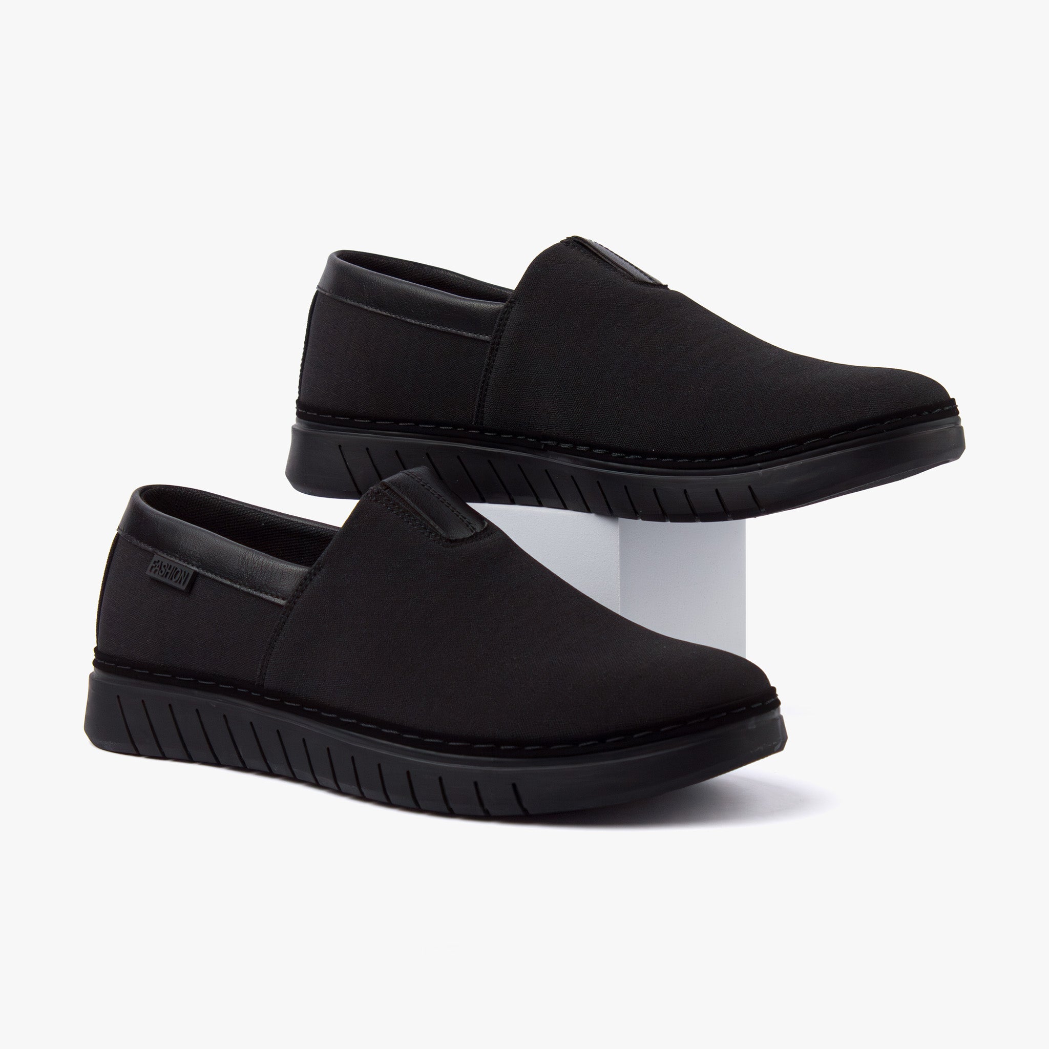 حذاء كاجوال رجالي عصري (أسود)