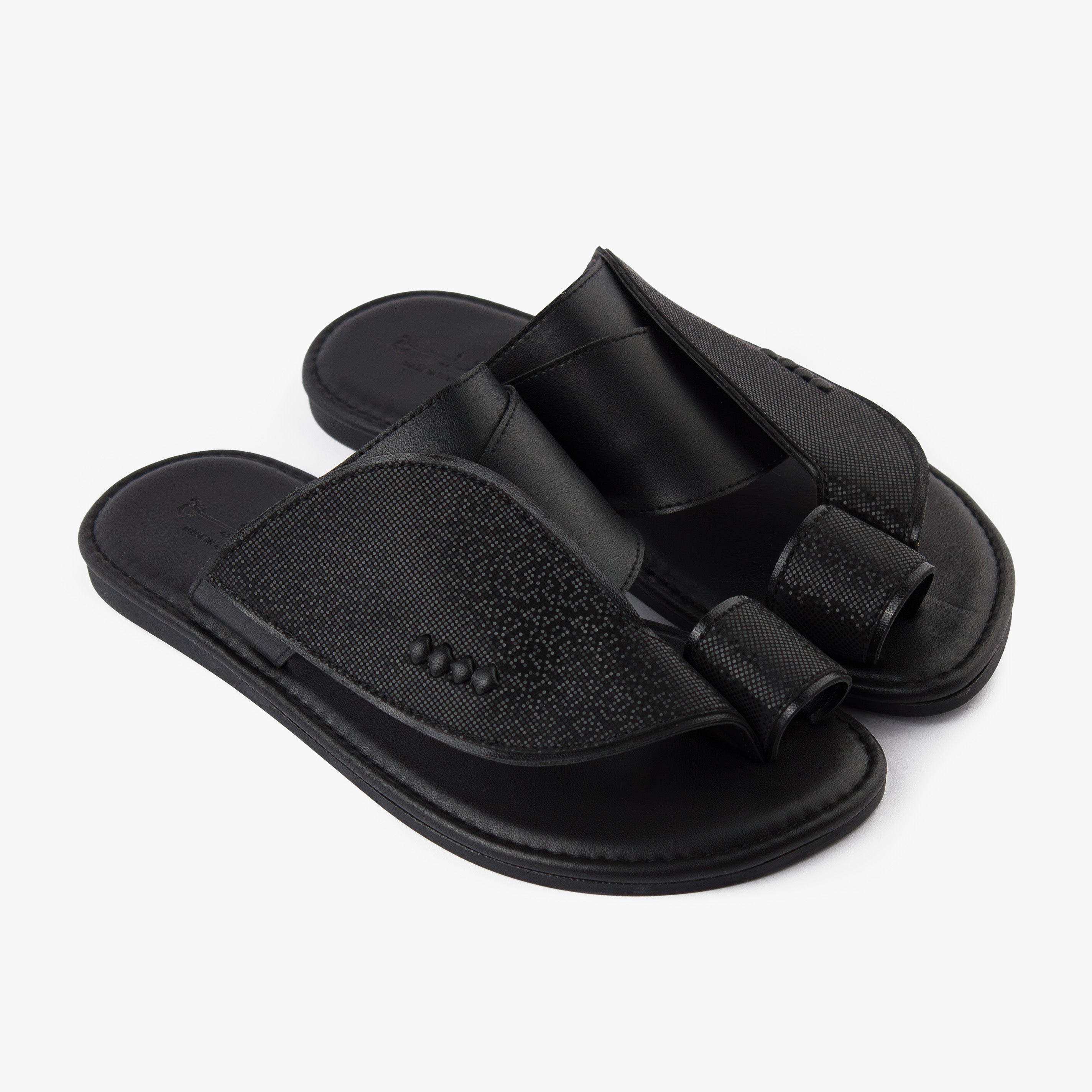 حذاء شرقي تركي منقط نجوم (أسود)