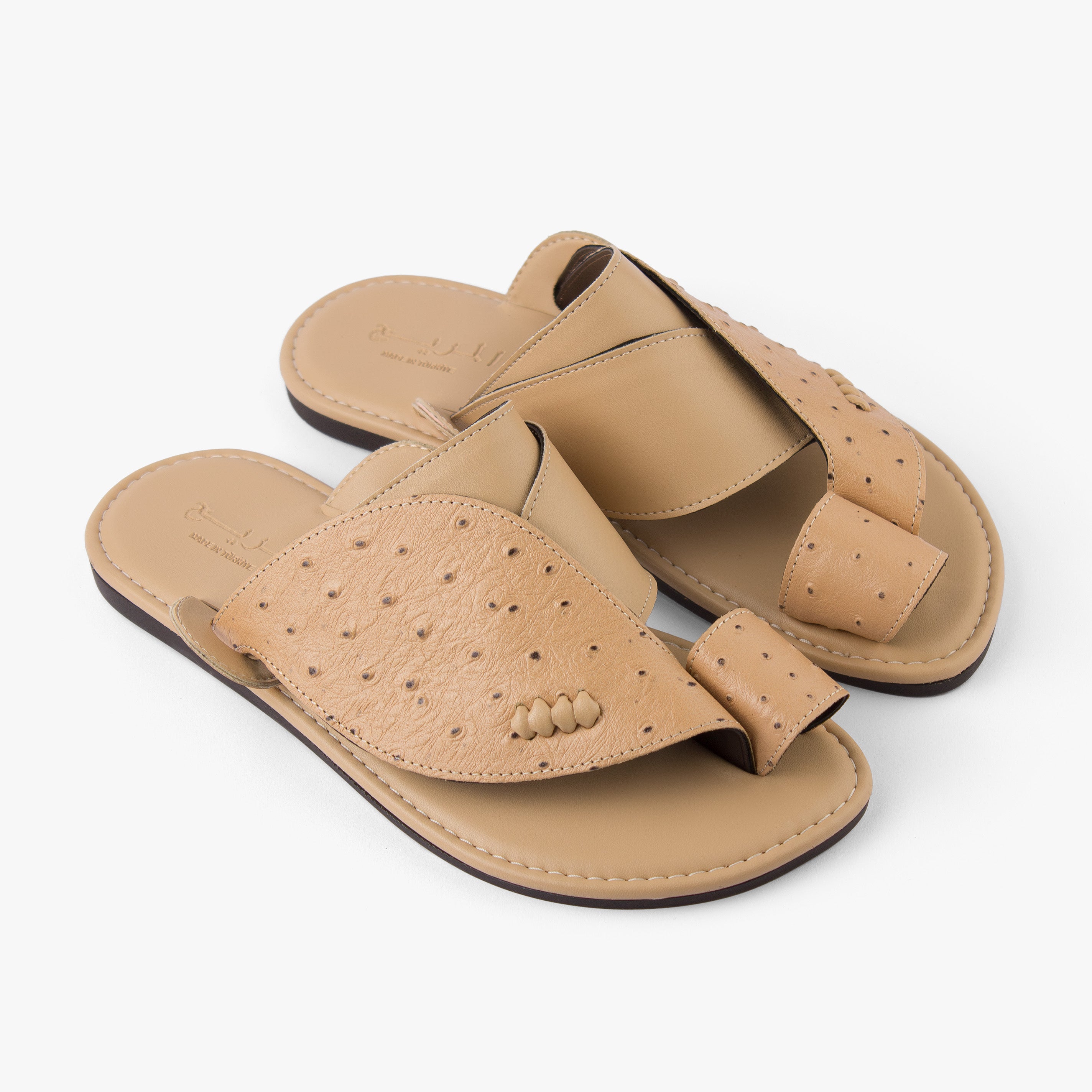 حذاء شرقي تركي شكل جلد التمساح (بيج)