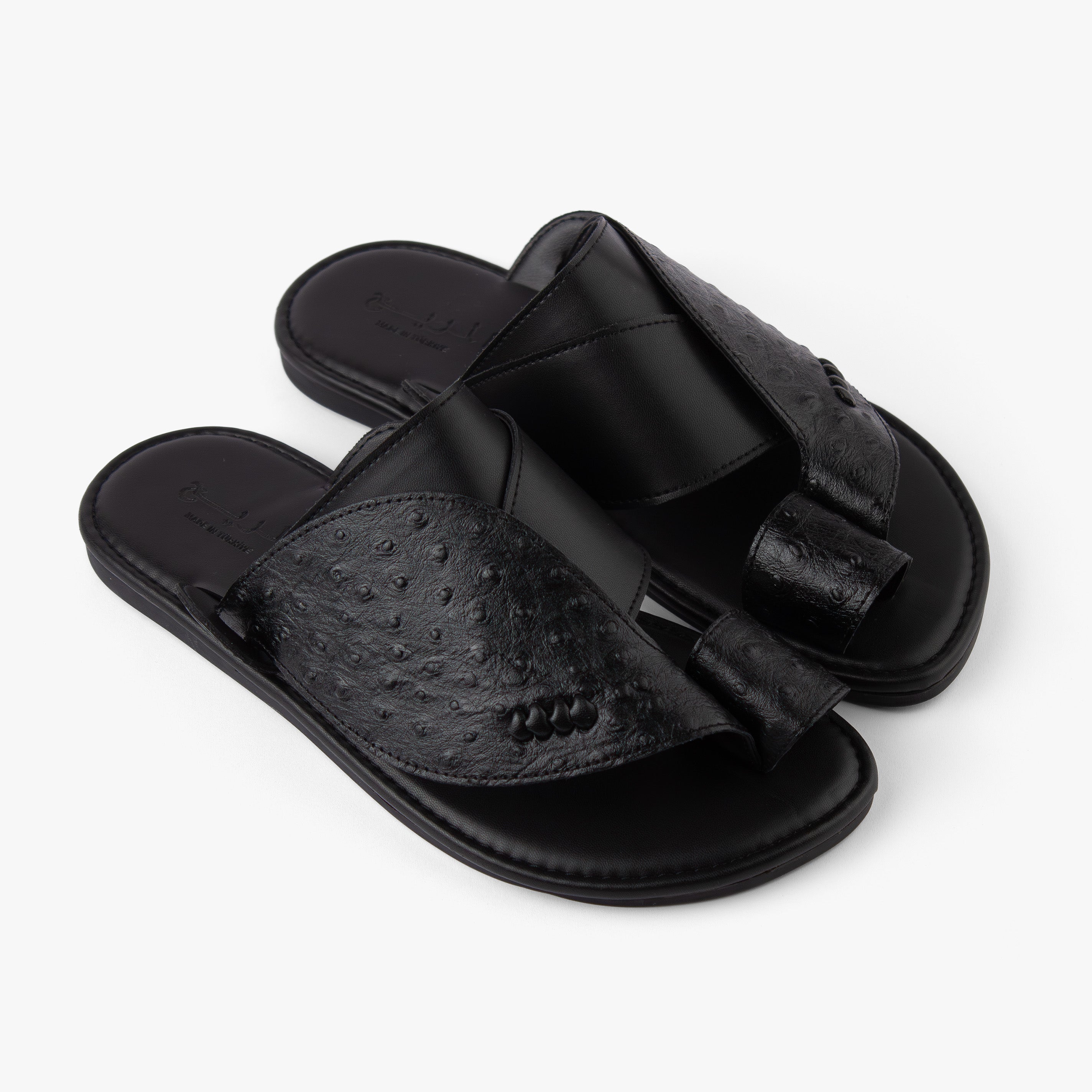 حذاء شرقي تركي شكل جلد التمساح (أسود)