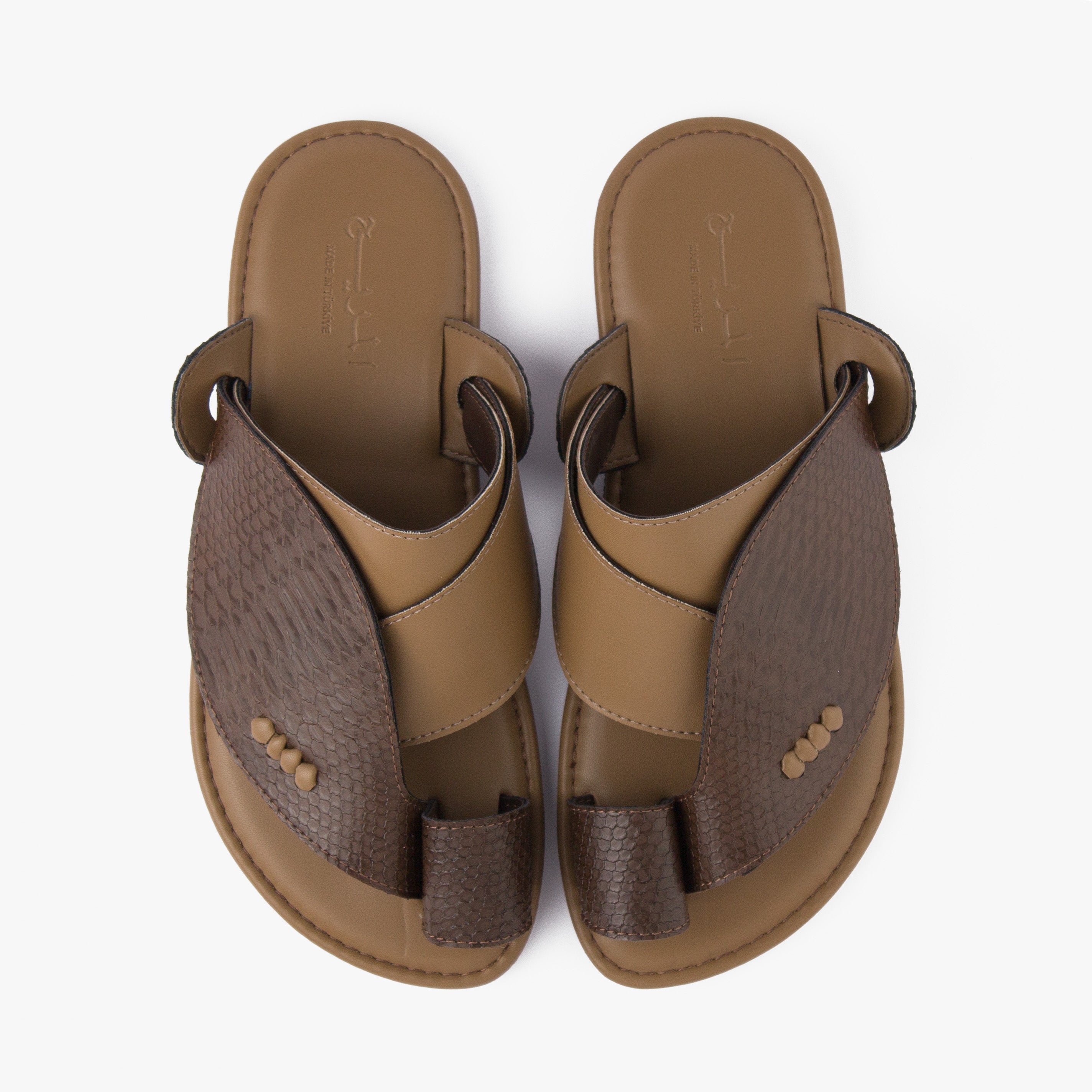 حذاء شرقي تركي شكل جلد الثعبان (بني)