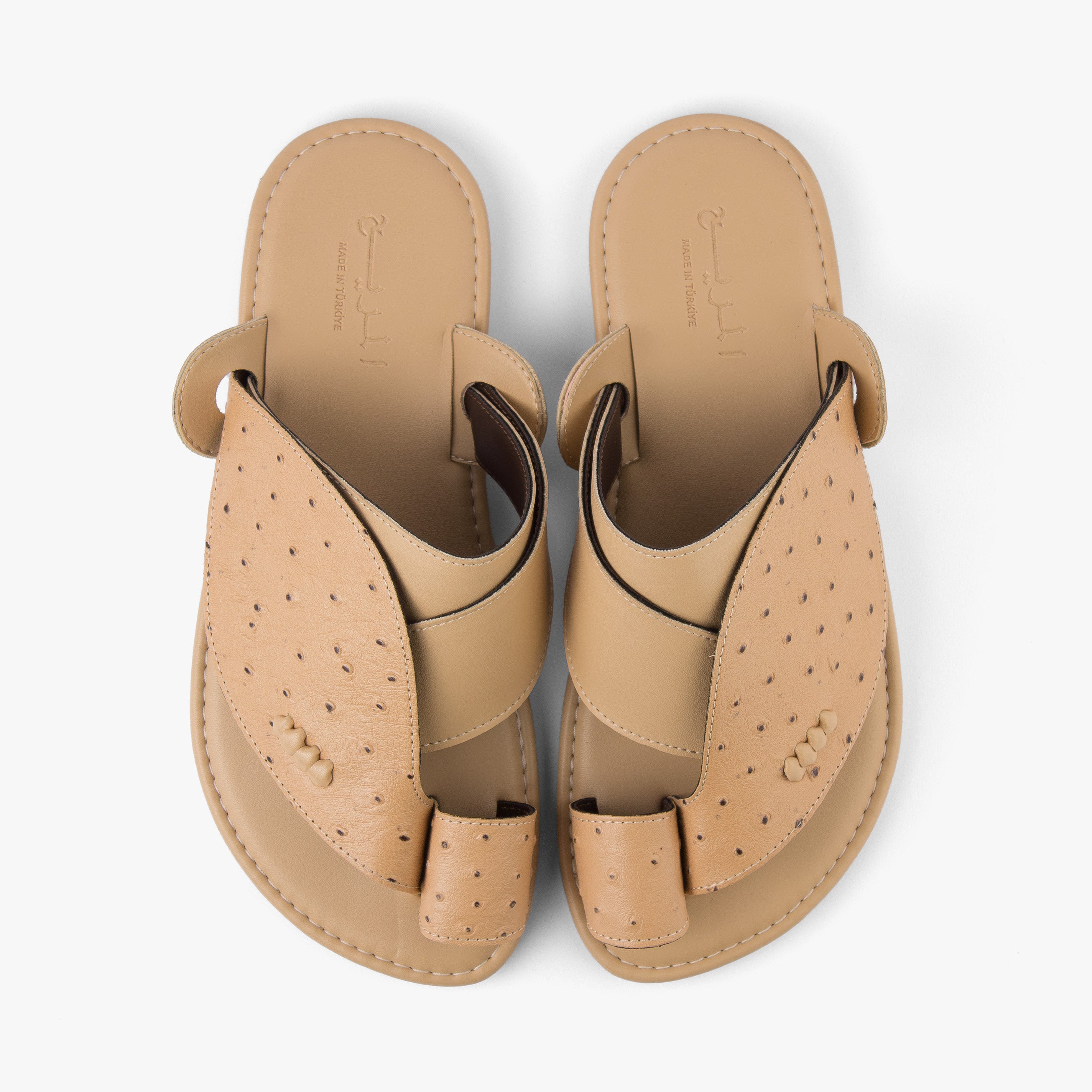 حذاء شرقي تركي شكل جلد التمساح (بيج)