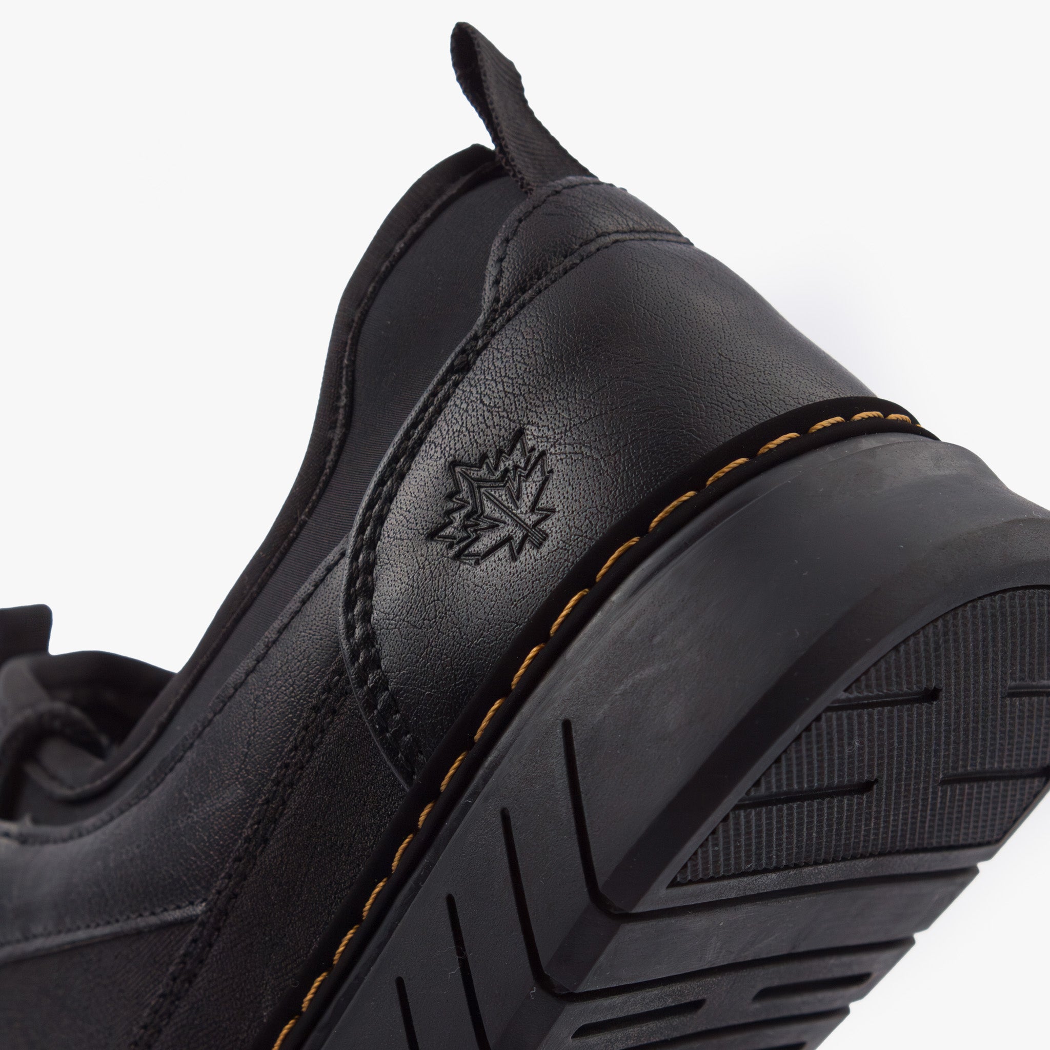 حذاء كاجوال رجالي (أسود)